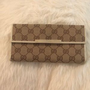 Gucci wallet